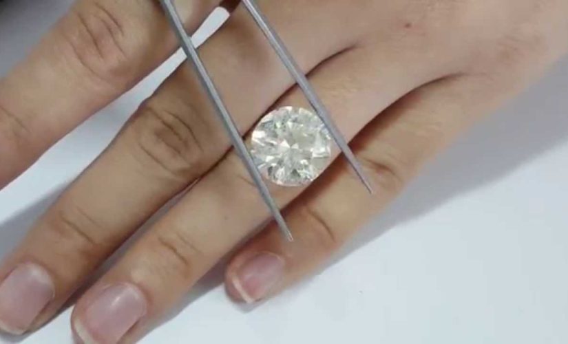 Show Re-Expression Of Your Love And Commitment With Diamond Eternity Bands