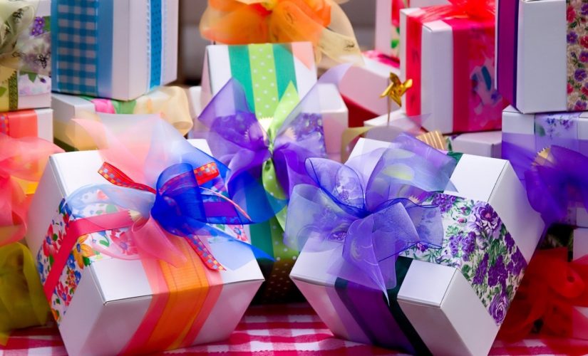 Make Your Man Fall For You All Over Again With These Out-Of-The-Box Gifts